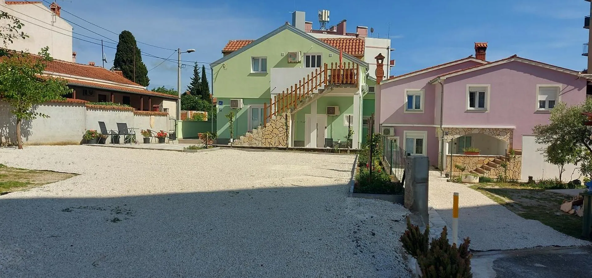 Appartamento Ema & Sea Apartment'S With Free Private Parking Pola
