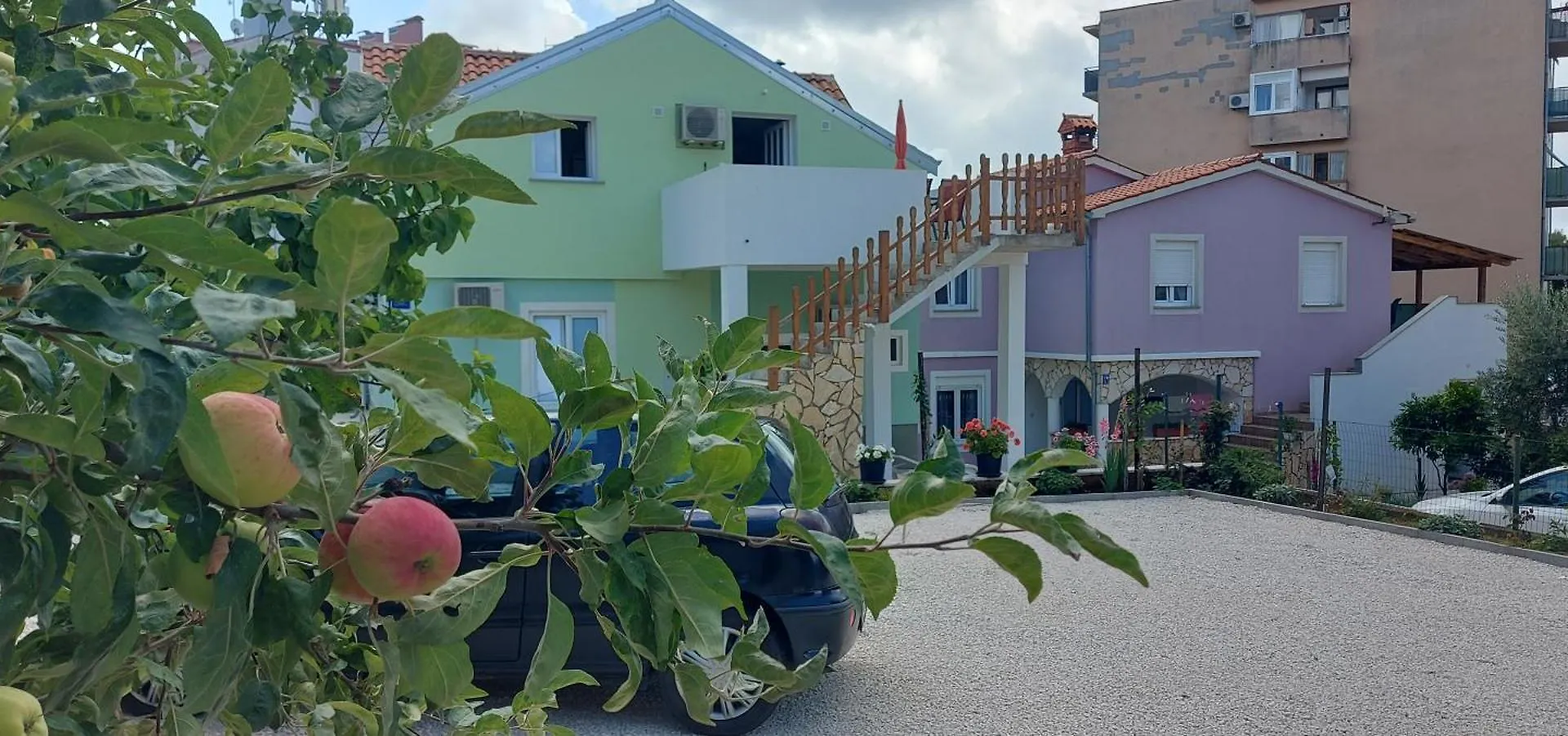 Ema & Sea Apartment'S With Free Private Parking Pola Appartamento