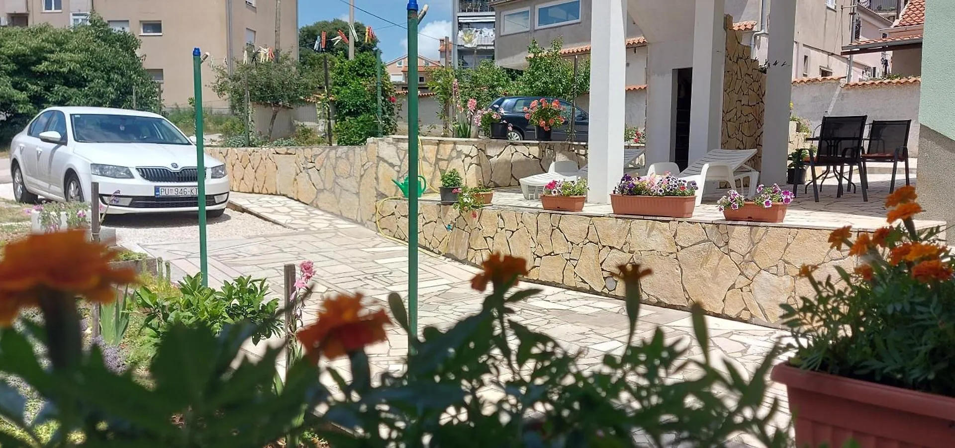 Ema & Sea Apartment'S With Free Private Parking Pola Croazia
